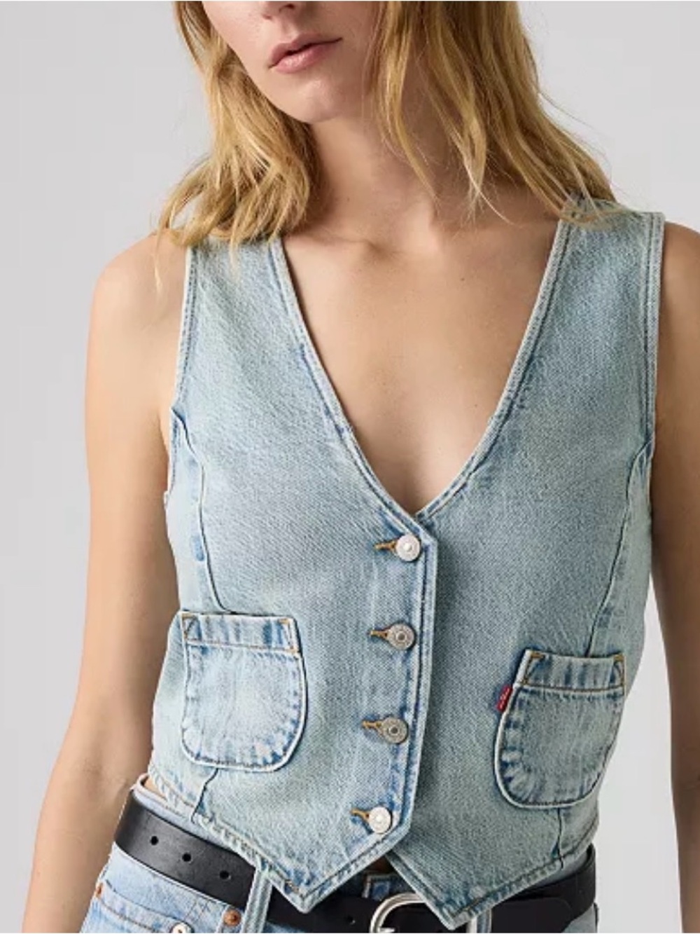 Levi’s tailored Jean vest size large
